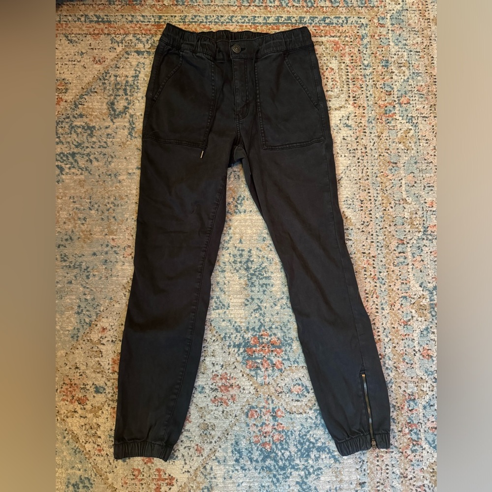 American Eagle Women’s Cargo Pants Size 8 Regular